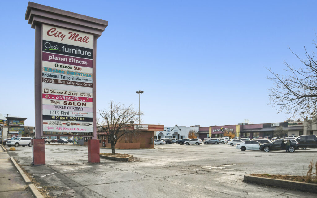 407-N-Arkansas-Ave-Russellville-AR-46