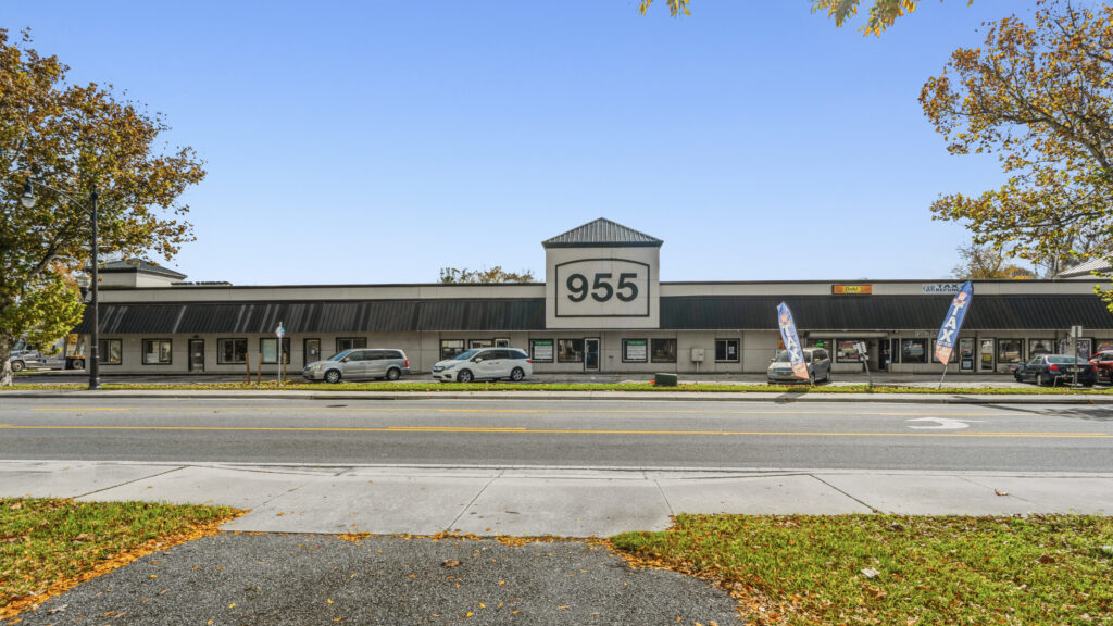 955-Orange-Ave-Daytona-Beach-FL-16