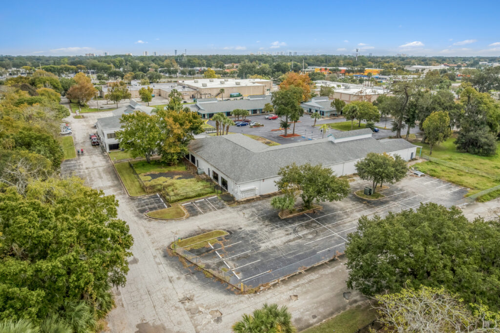 39308---1128-Beville-Rd-Daytona-Beach-FL_27