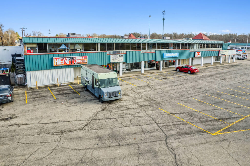 40050---8148-Hamilton-Ave-Mount-Healthy-OH_26